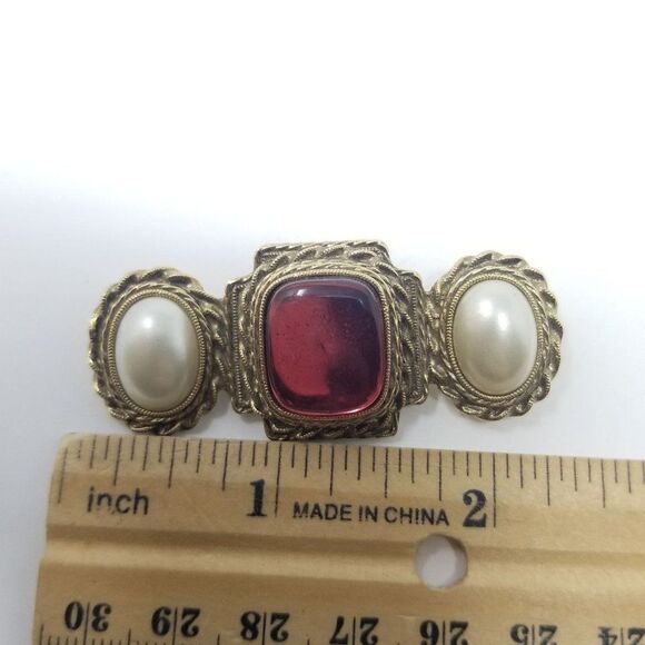 Vintage Faux Pearl and Purple Pink Cabochon 80s Bar Brooch Lapel Pin, Gold Tone - Picture 2 of 5